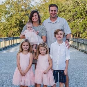 Meet your Posher, Connie